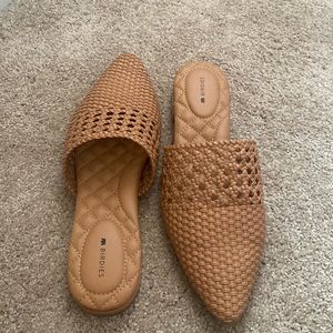 Birdies slip on brown basket weave shoes, size 8.5